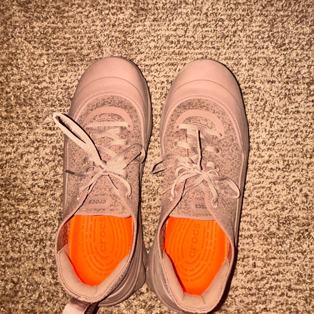 CROCS Echo Surge